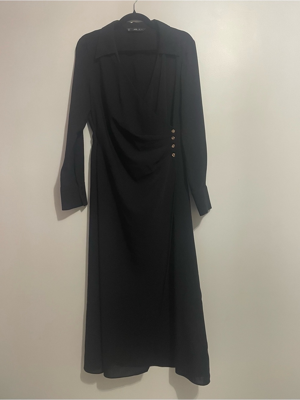 Mango Elegant Black Long-Sleeve Wrap Dress